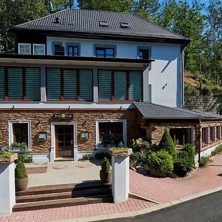 Penzion A Restaurace Bily Mlyn Liberec Ngoại thất bức ảnh