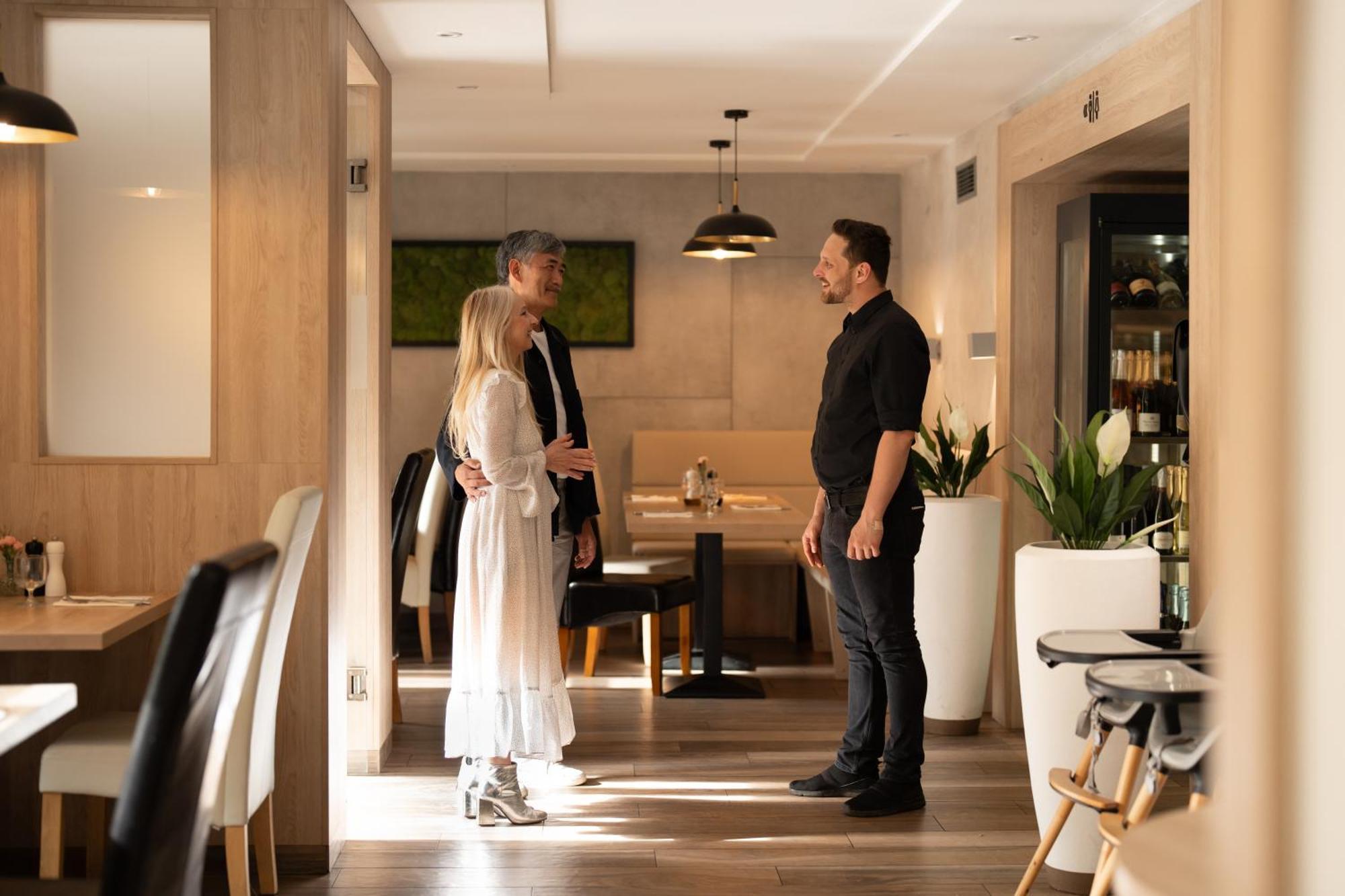 Penzion A Restaurace Bily Mlyn Liberec Ngoại thất bức ảnh